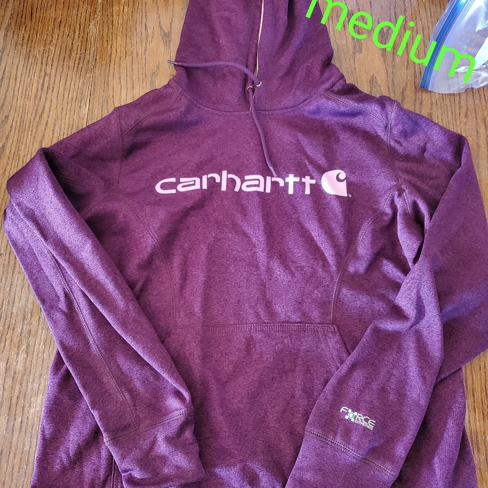 Medium carhartt women's purple hoodie (NEW)